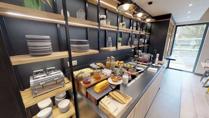 Imagen del bar/restaurante del Hotel Campanile Fontainebleau. Foto 6