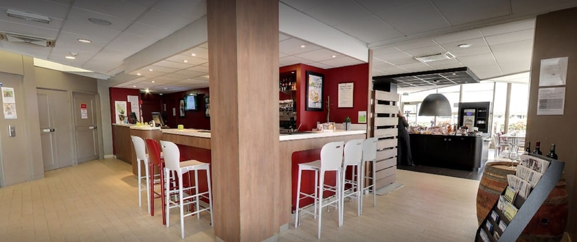 Imagen de los interiores del Hotel Campanile Gennevilliers- Barbanniers. Foto 19