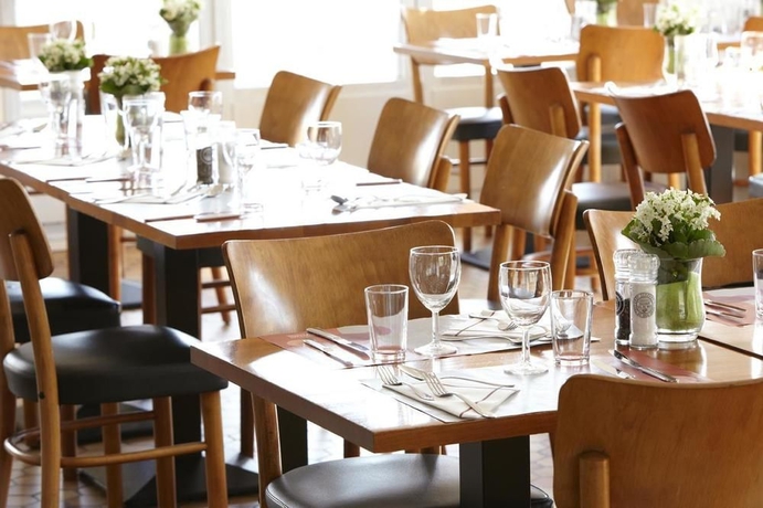 Imagen del bar/restaurante del Hotel Campanile Gent. Foto 8