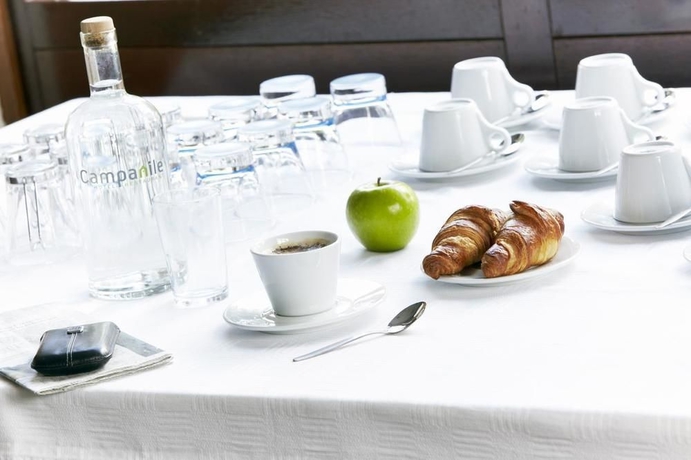 Imagen de los interiores del Hotel Campanile Gorinchem. Foto 5