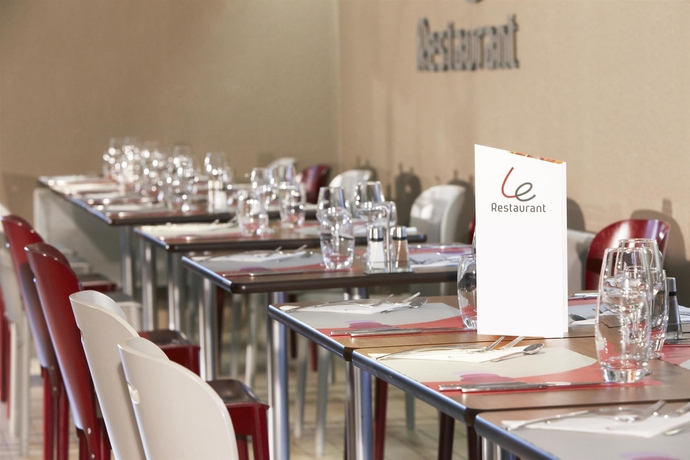 Imagen del bar/restaurante del Hotel Campanile Grenoble Nord - Moirans. Foto 3