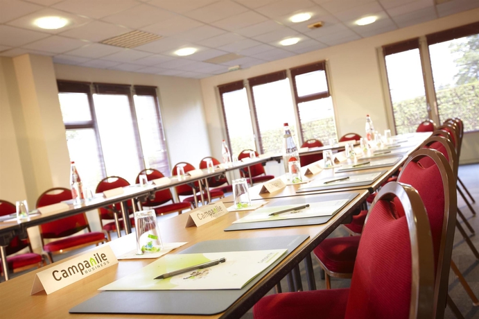 Imagen de los interiores del Hotel Campanile Gueret. Foto 13