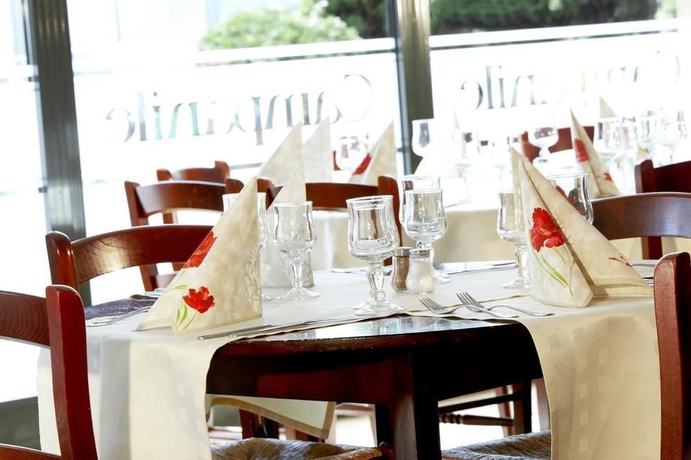 Imagen del bar/restaurante del Hotel Campanile Katowice. Foto 4