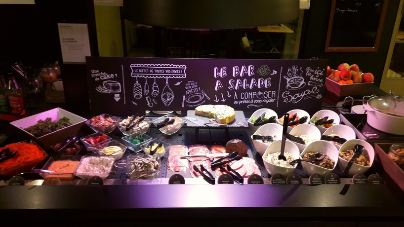 Imagen del bar/restaurante del Hotel Campanile La Rochelle Nord - Puilboreau. Foto 6