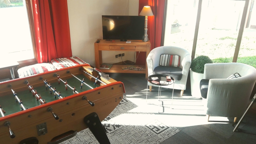 Imagen del bar/restaurante del Hotel Campanile La Rochelle Nord - Puilboreau. Foto 10