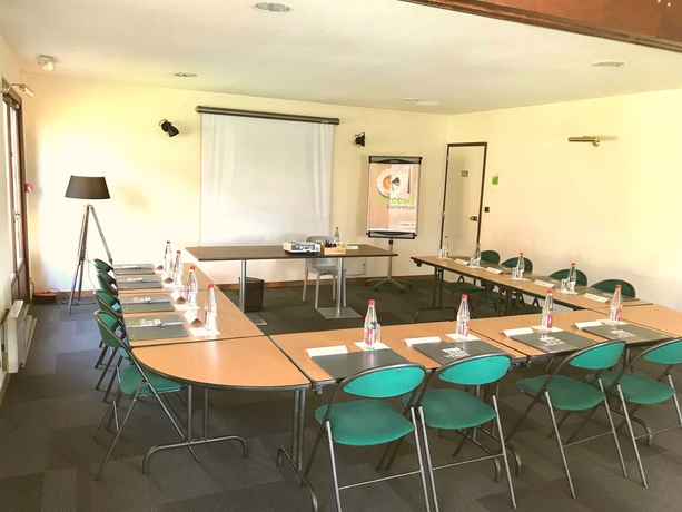 Imagen de los interiores del Hotel Campanile La Rochelle Nord - Puilboreau. Foto 17