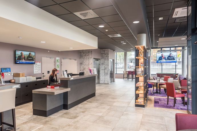 Imagen de los interiores del Hotel Campanile Le Mans Centre - Gare. Foto 17