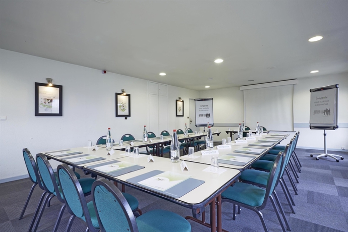 Imagen de los interiores del Hotel Campanile Lens. Foto 18