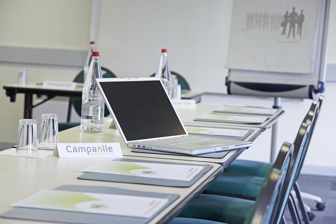Imagen de los interiores del Hotel Campanile Lens. Foto 19