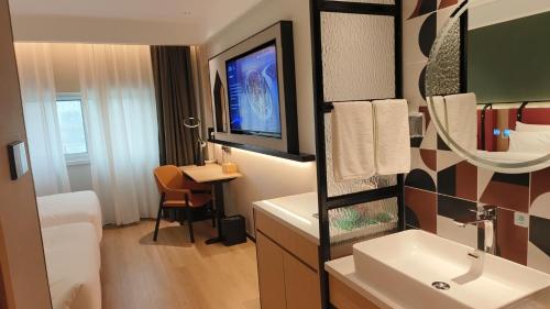 Imagen general del Hotel Campanile Liaocheng Bus Terminal Wanda Plaza. Foto 8