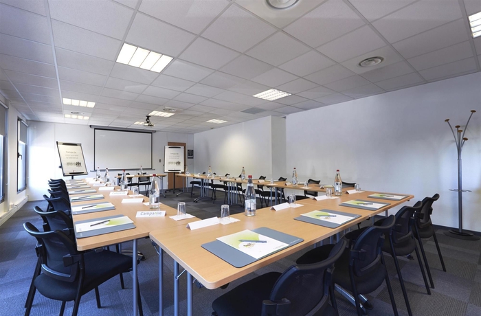 Imagen de los interiores del Hotel Campanile Lille Nord - Wasquehal. Foto 10