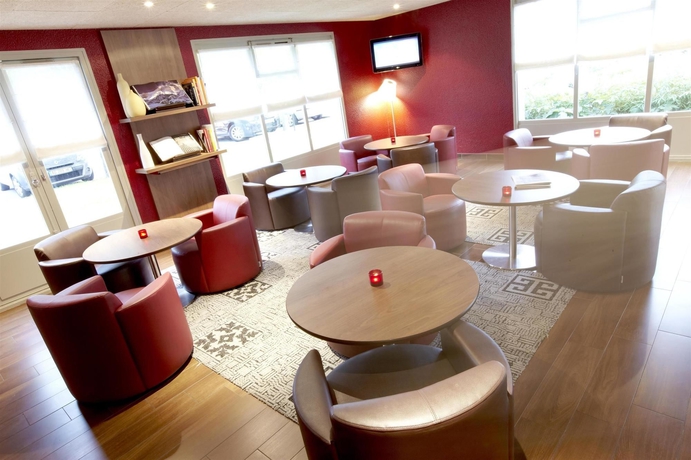 Imagen del bar/restaurante del Hotel Campanile Lille Nord - Wasquehal. Foto 2