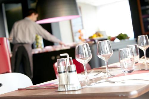 Imagen general del Hotel Campanile Lille Sud-chr. Foto 7