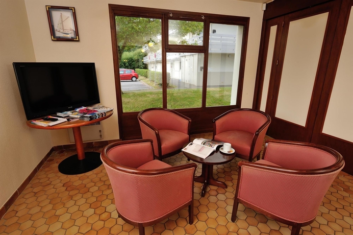 Imagen del bar/restaurante del Hotel Campanile Lorient Lanester. Foto 6