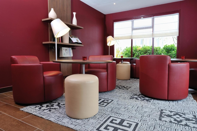 Imagen de los interiores del Hotel Campanile Lyon Est - Aéroport Saint Exupéry. Foto 16