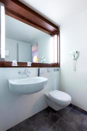 Imagen general del Hotel Campanile Lyon Ouest Tassin. Foto 4