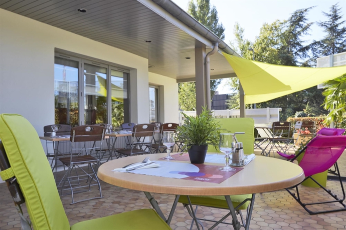 Imagen del bar/restaurante del Hotel Campanile Lyon Sud - Feyzin. Foto 4