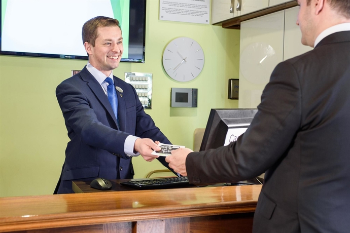 Imagen de los interiores del Hotel Campanile Manchester. Foto 14