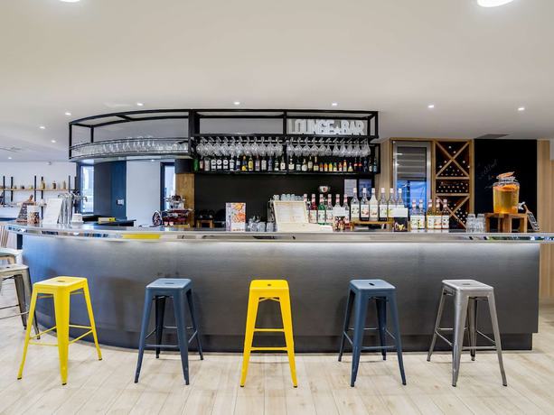 Imagen del bar/restaurante del Hotel Campanile Marseille PRIME - Aubagne. Foto 5