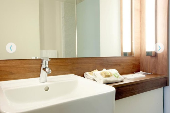Imagen de la habitación del Hotel Campanile Marseille St Antoine. Foto 4