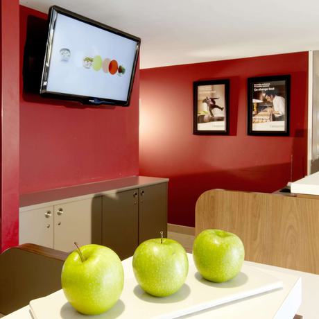 Imagen de los interiores del Hotel Campanile Marseille St Antoine. Foto 20