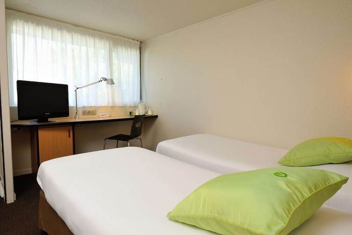 Imagen de la habitación del Hotel Campanile Marseille St Antoine. Foto 13