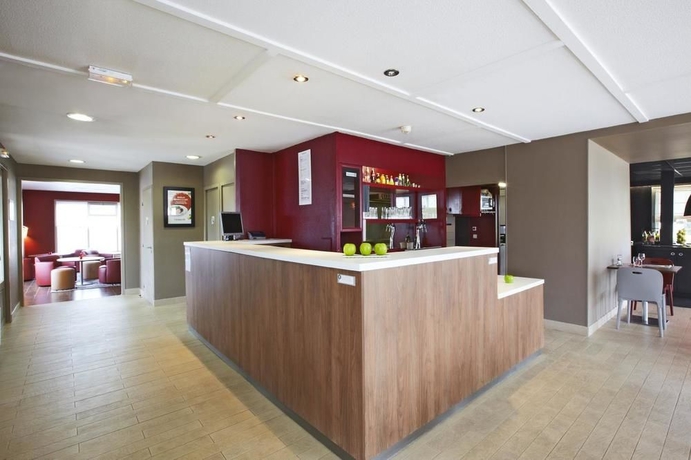 Imagen de los interiores del Hotel Campanile Meaux. Foto 13