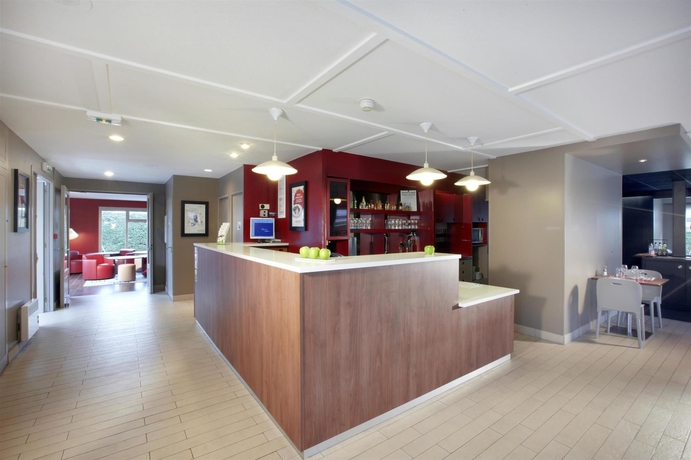 Imagen del bar/restaurante del Hotel Campanile Montargis - Amilly. Foto 10