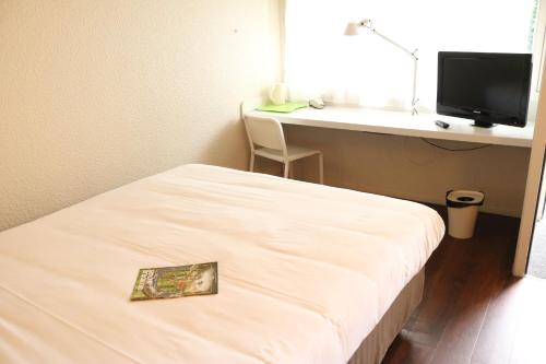 Imagen de la habitación del Hotel Campanile Montlu&ccedil;on ~ Saint-Victor. Foto 17
