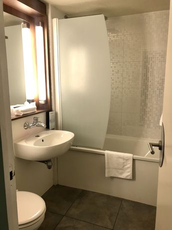 Imagen de la habitación del Hotel Campanile - Montpellier Le Millenaire. Foto 18