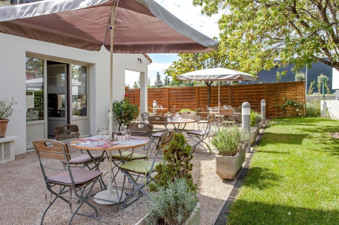 Imagen del bar/restaurante del Hotel Campanile Montpellier Sud. Foto 5