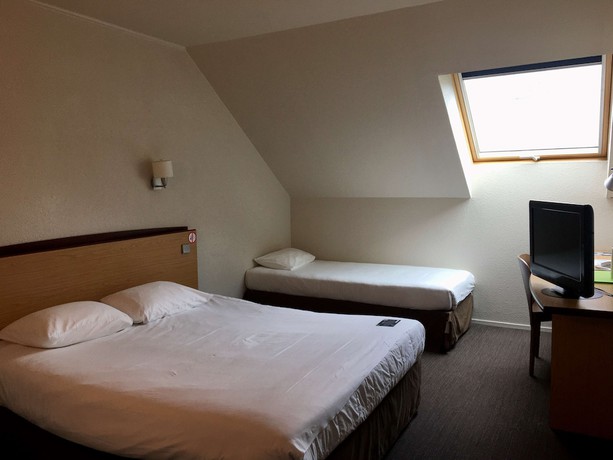 Imagen de la habitación del Hotel Campanile NATURE - Aix Les Bains. Foto 10
