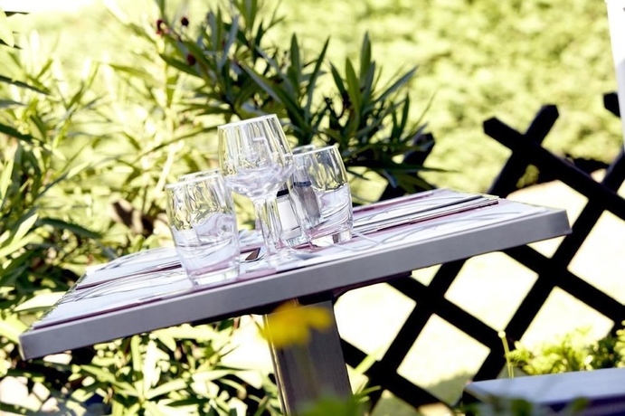 Imagen del bar/restaurante del Hotel Campanile NATURE - Biarritz. Foto 5