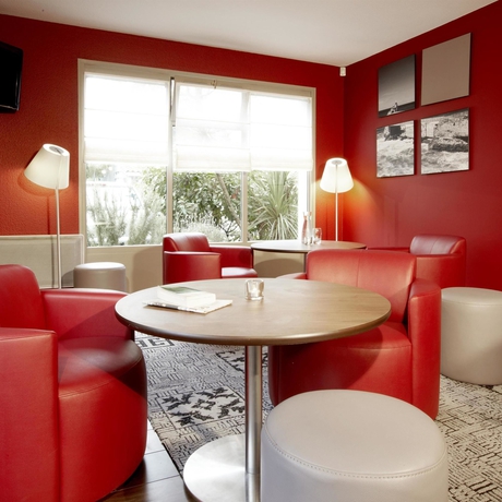 Imagen de los interiores del Hotel Campanile NATURE - Biarritz. Foto 15
