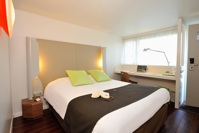 Imagen de la habitación del Hotel Campanile NATURE - Bollene. Foto 9