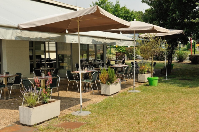 Imagen general del Hotel Campanile NATURE - Bordeaux Sud Pessac. Foto 3