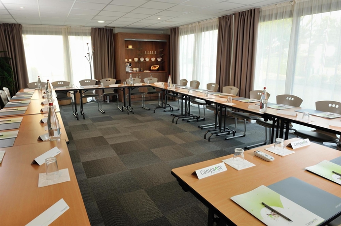 Imagen de los interiores del Hotel Campanile NATURE - Bordeaux Sud Pessac. Foto 14