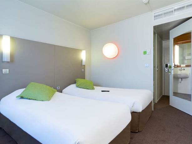 Imagen de la habitación del Hotel Campanile NATURE - Cergy Pontoise. Foto 9