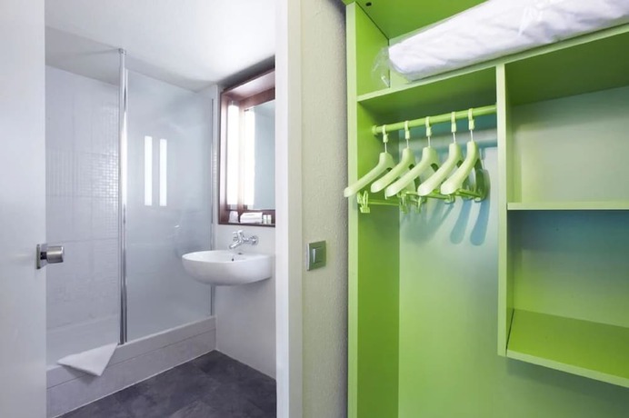 Imagen de la habitación del Hotel Campanile NATURE - Cergy Pontoise. Foto 17