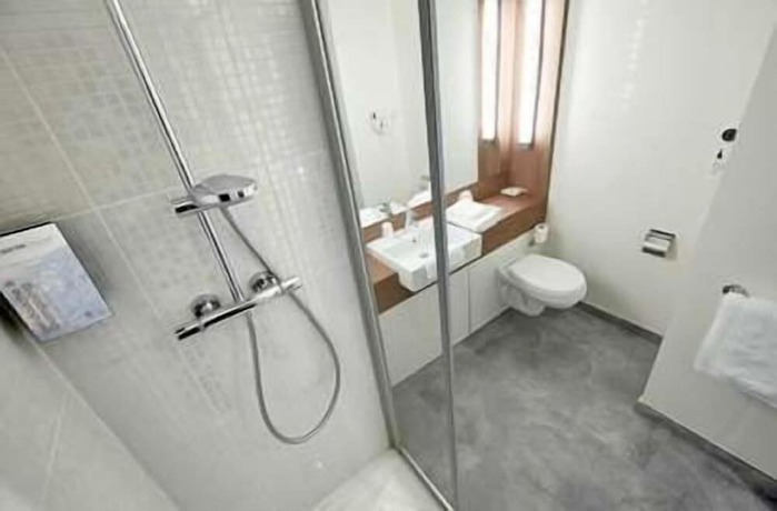 Imagen de la habitación del Hotel Campanile NATURE - Cergy Pontoise. Foto 18