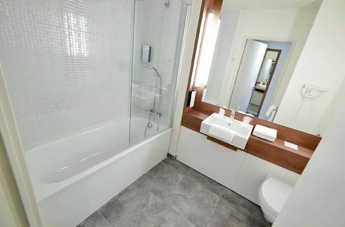Imagen de la habitación del Hotel Campanile NATURE - Cergy Pontoise. Foto 19