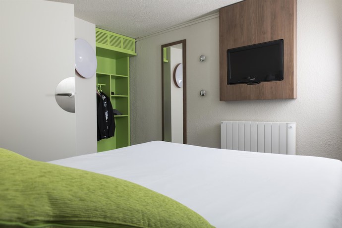 Imagen de la habitación del Hotel Campanile NATURE - Cergy Saint Christophe. Foto 10