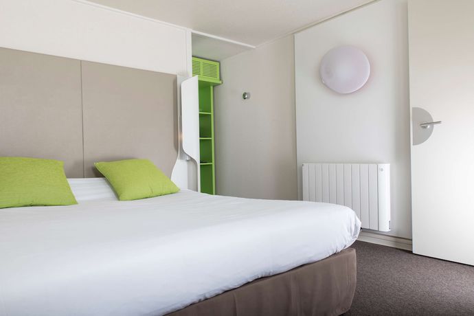 Imagen de la habitación del Hotel Campanile NATURE - Cergy Saint Christophe. Foto 12