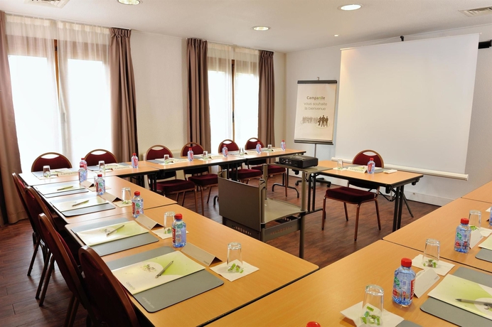 Imagen de los interiores del Hotel Campanile NATURE - Clermont Ferrand Le Brezet. Foto 16