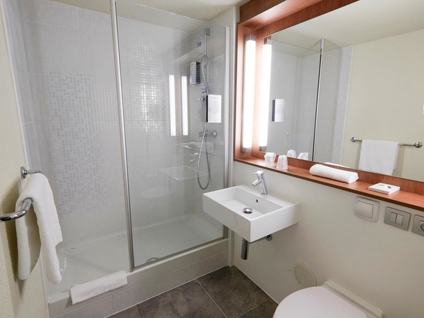 Imagen de la habitación del Hotel Campanile NATURE - Clermont Ferrand Le Brezet. Foto 12