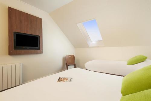 Imagen de la habitación del Hotel Campanile NATURE - Compi&egrave;gne. Foto 18