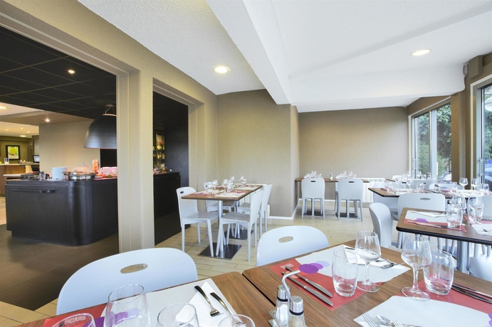Imagen del bar/restaurante del Hotel Campanile NATURE - Dijon Est Saint-Apollinaire. Foto 5