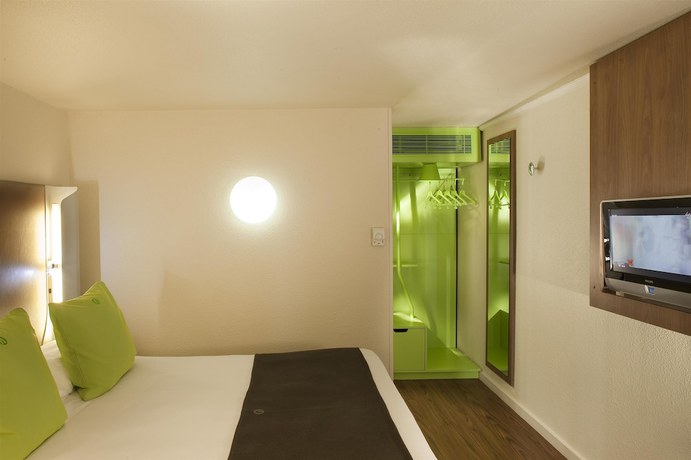 Imagen de la habitación del Hotel Campanile NATURE - Ep&ocirc;ne. Foto 10