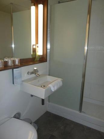 Imagen general del Hotel Campanile NATURE - Le Mans Est. Foto 3