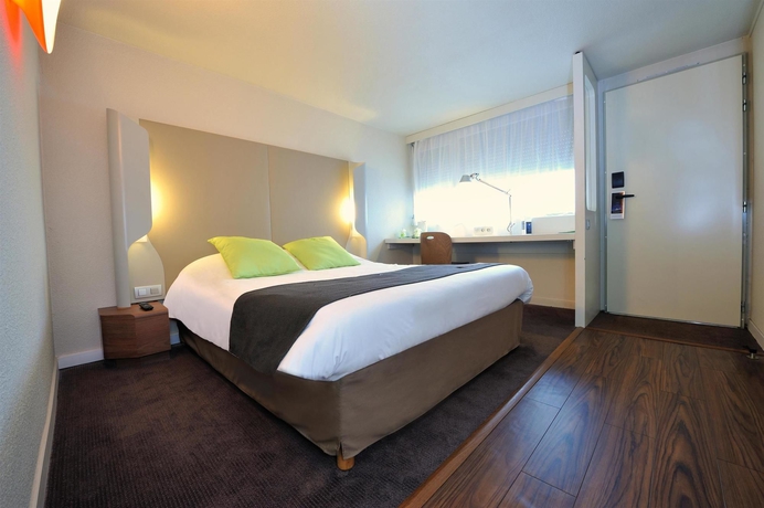 Imagen de la habitación del Hotel Campanile NATURE - Lyon Airport. Foto 8